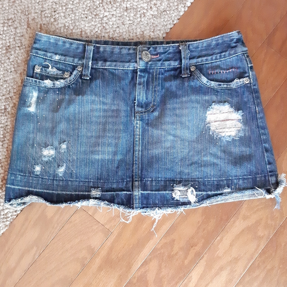 Vintage Style American Eagle Distressed Jean Skirt size 4